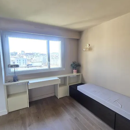 Spacious Near Belleville Daire Paris