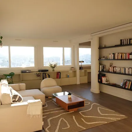 Spacious Near Belleville * Paris